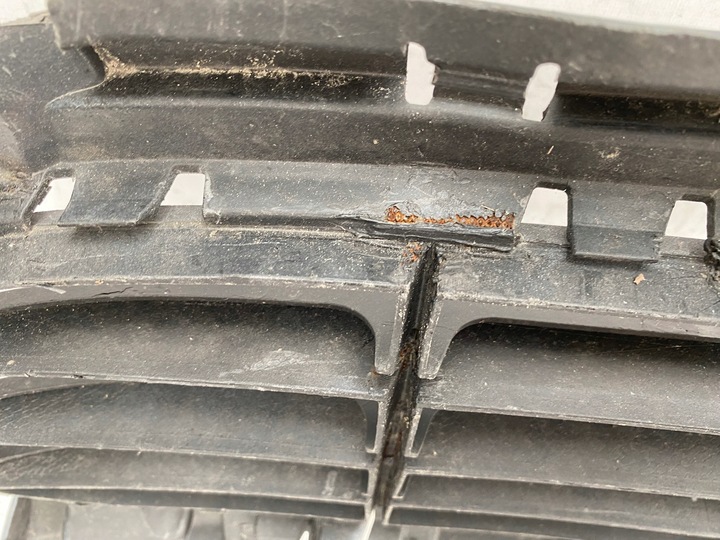 фото №11, Porsche cayenne ii 7p рестайлинг 14-17 решётка бампера средняя перед 7p5807683m