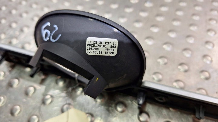 фото №6, Dekor молдинг заглушка замок запалювання 7l5035793 porsche cayenne i 7l