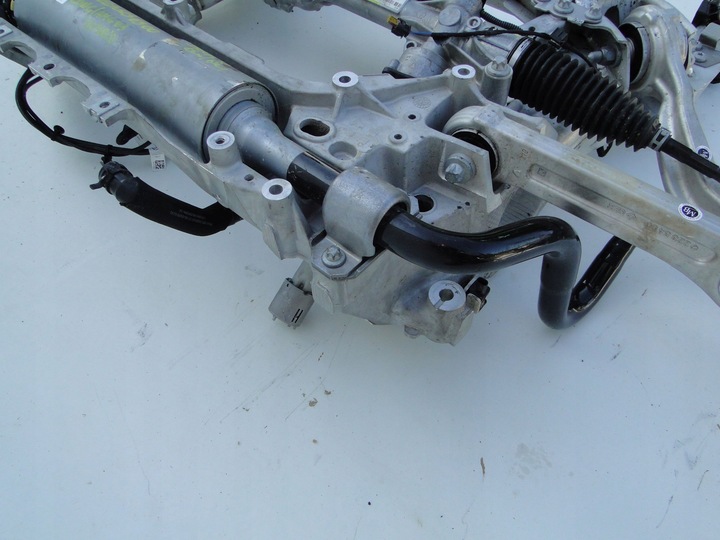 фото №7, Mercedes s клас 223 w223 електричний стабілізатор переднє 63 amg 4matic