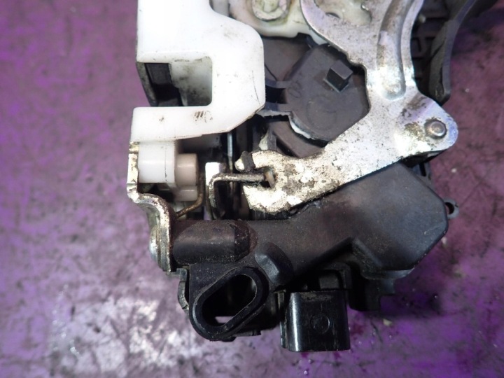 фото №7, Mitsubishi colt vi z30 08-12 рестайлинг замок левые перед 5 pin тросы