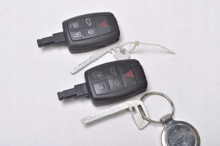 фото №10, Volvo c30 s40 v50 c70 коробка модуль bsi 31296881 ключи