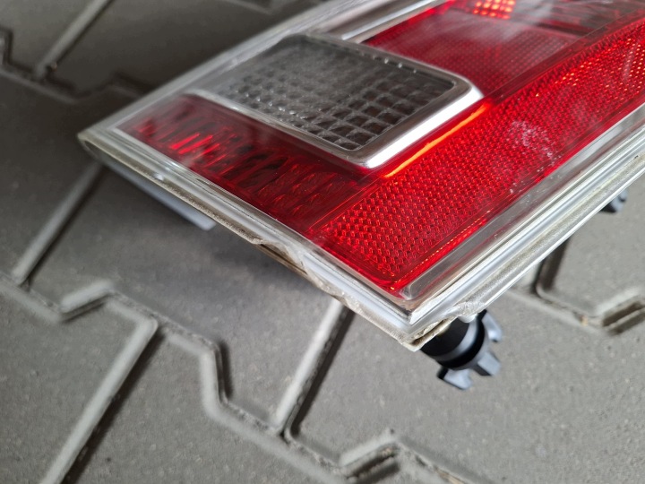 фото №13, Фара зад задняя правая 68154610ab европа chrysler 300c ii thema