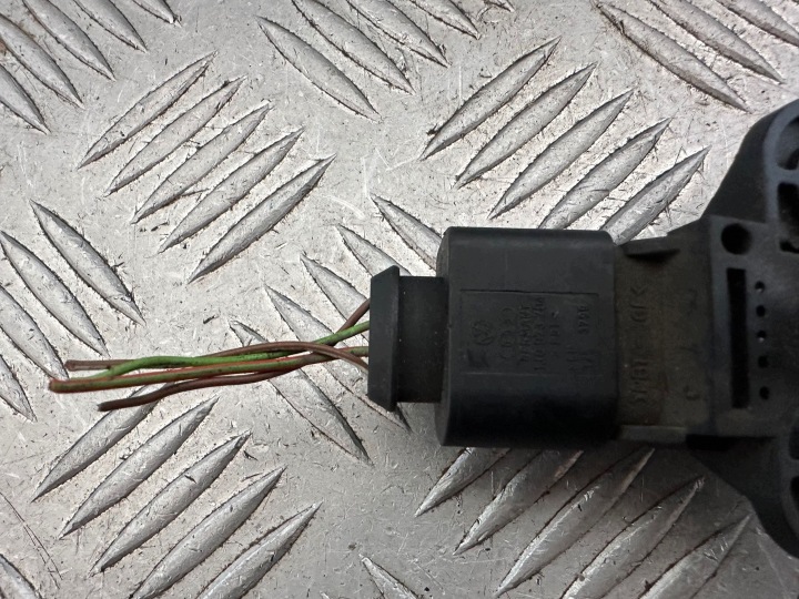 фото №10, Vw skoda seat 1.2 бензин датчик тиску mapsensor 06b906051 0261230031