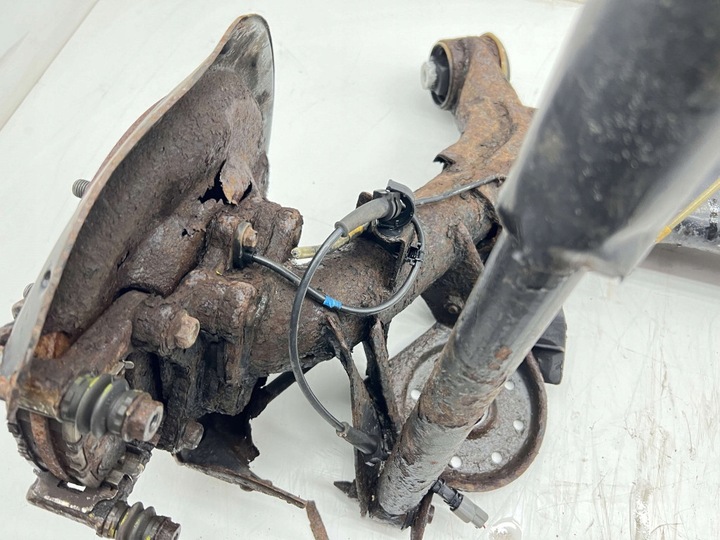 фото №8, Honda civic viii ufo балка підвішування зад задня