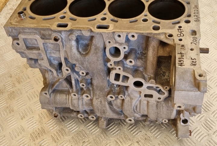 фото №8, Bmw f10 f20 f22 f30 f36 b47 2.0d блок  двигуна 8513982 b47d20a