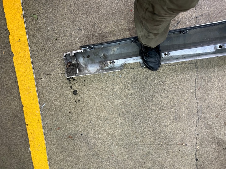 фото №9, Volvo v60 ii s60 ii планка порогова права накладка колір 707