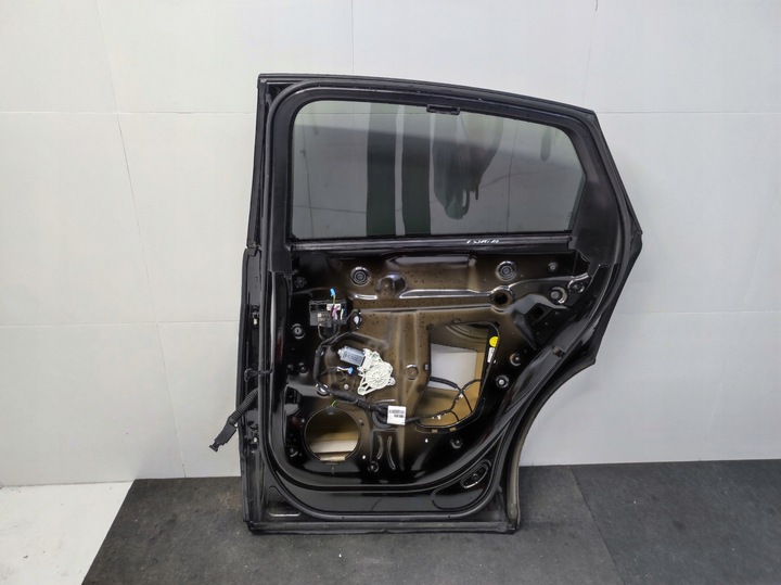 фото №8, Двері праві зад задні audi q8 sportback e-tron