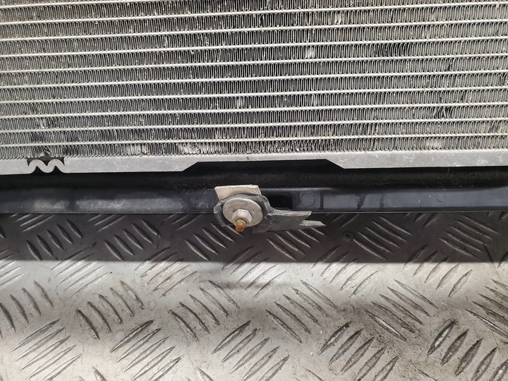 фото №11, Audi a6 s6 c7 4g 4g0807113a з спереду радіатор води