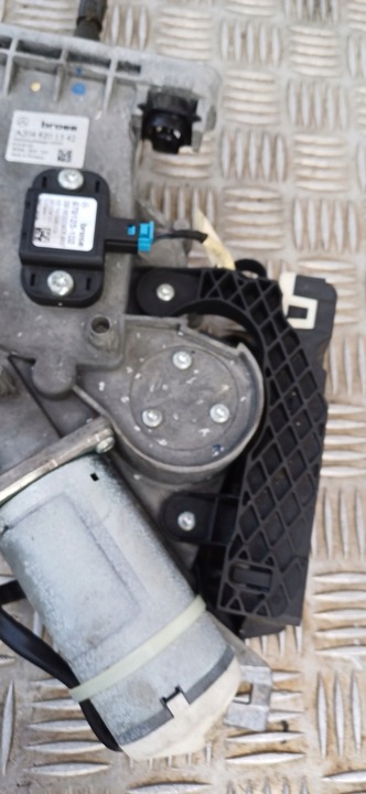 фото №10, Mercedes w204 w212 привід механізм кришки a2048201342