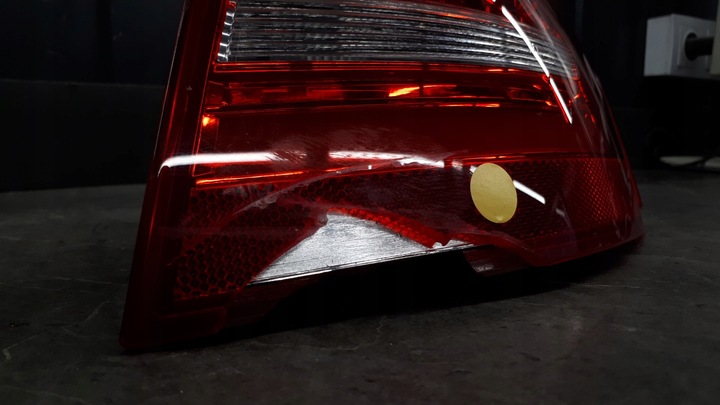 фото №12, 8k9945096d лампа праві зад audi a4 b8 рестайлінг універсал пошкоджений