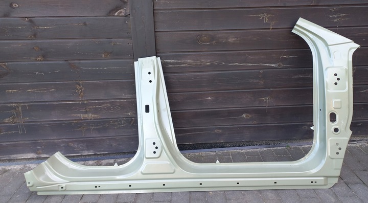 фото №3, Mg zs ev порог стойка правые 20-24