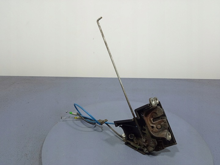 фото №1, Toyota sienna ii xl20 03- замок двері зсувних зад правий