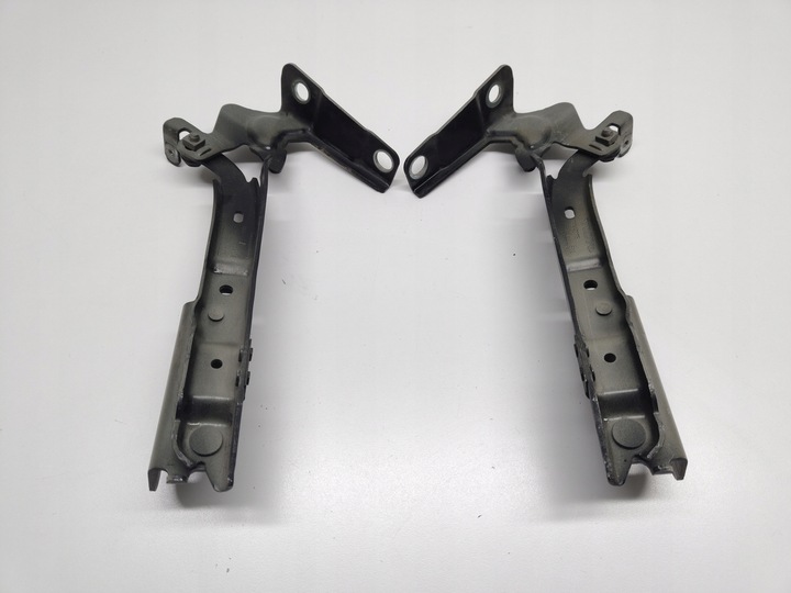 фото №1, Volvo v40 ii петли капота комплект оригинал 12-19