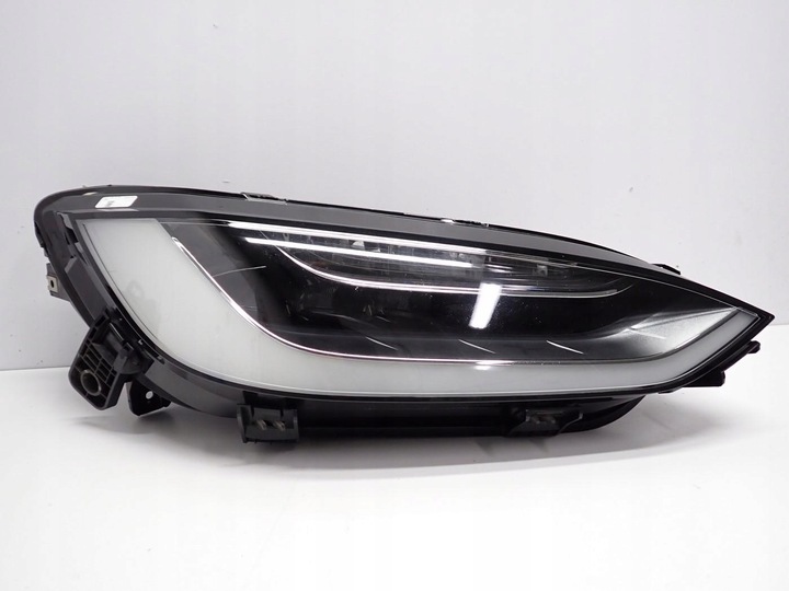 фото №2, Лампа праві перед європа led 1034319-01-c tesla модель x 18r