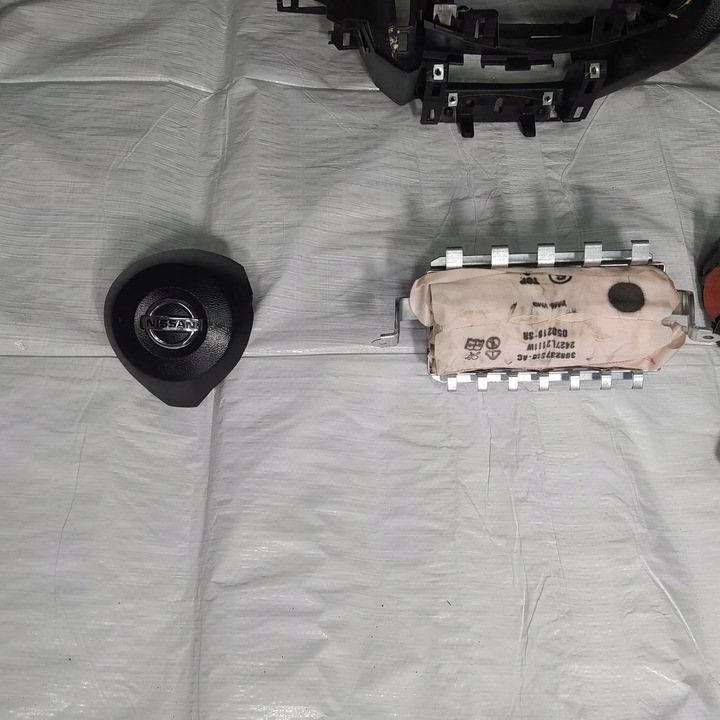 фото №7, Qashqai j11 рестайлинг 2018- панель подушка безопасности подушки ремни