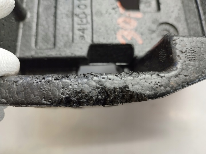 фото №9, Audi q7 4l uk вкладка наповнювач багажника 4l0012109