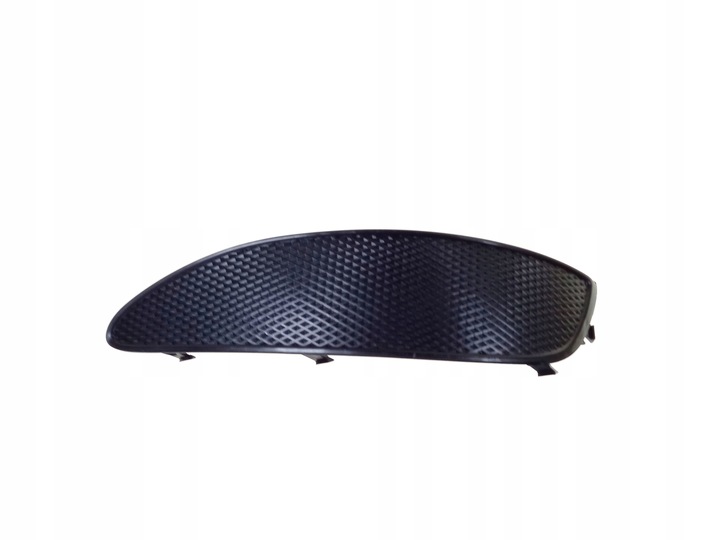 фото №1, Corolla e12 02-04 hb заглушка галоген бампер lp