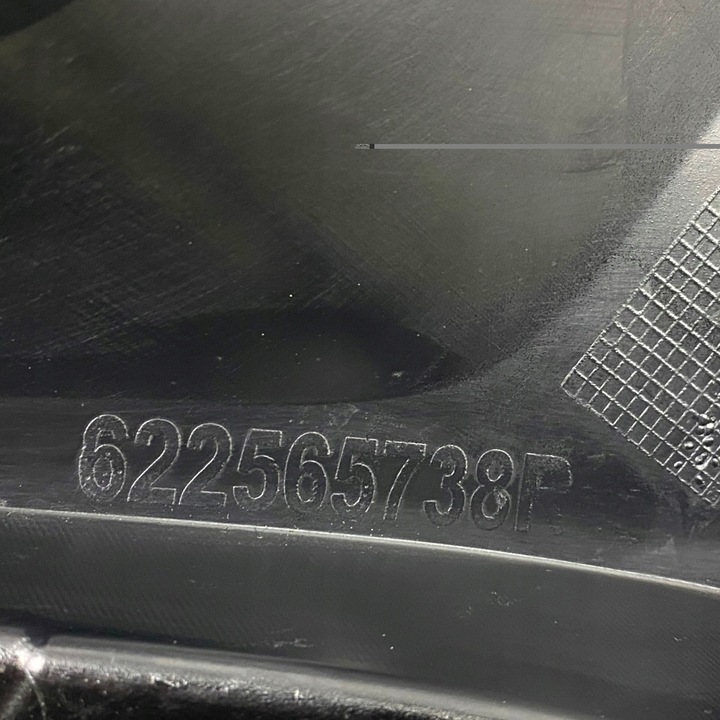 фото №16, Решётка решётка радиатора renault megane iv rs 622565738r