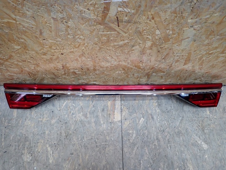 фото №1, Лампа накладка задня зад накладка audi a8 d5 4n 2017-2021r 4n0945095g