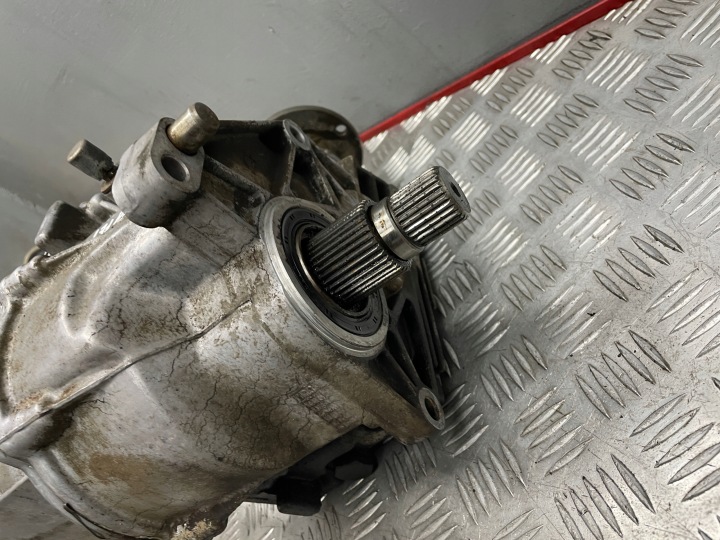 фото №10, Редуктор vgt m/t y040600824 hyundai santa fe i 2,0crdi