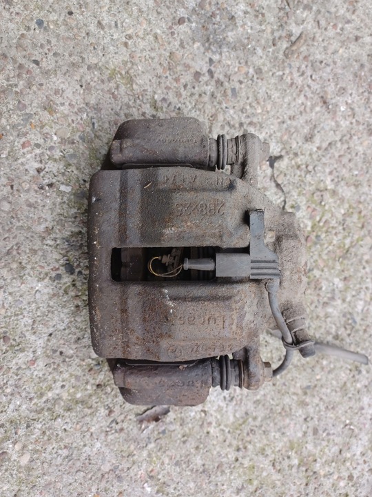 фото №1, Супорт гальма перед праві mercedes w203 00r 2.1cd