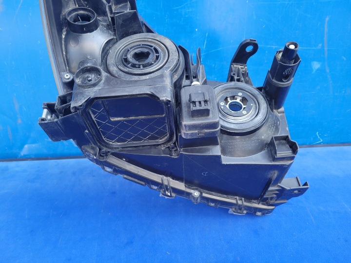 фото №11, Toyota rav4 rav-4 2006-2008 06-08 фара передняя левая серебряная