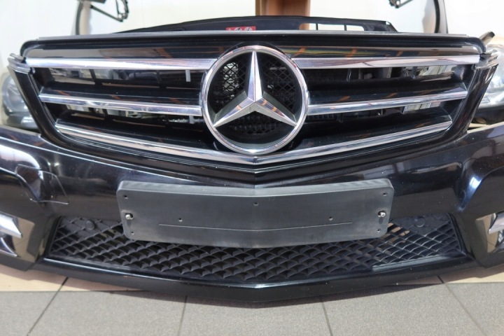 фото №6, Mercedes w204 перед капот бампер 2.2 197 рестайлінг передня панель