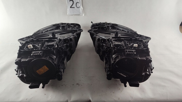 фото №13, Porsche macan 95b turbo gts ксенон led левый правые поворотный фара лампа