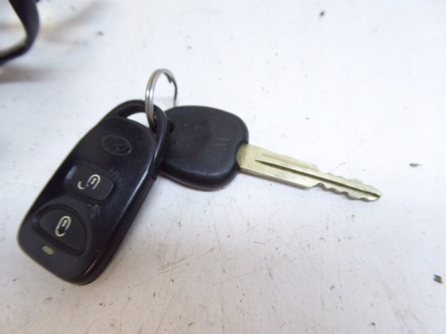 фото №10, Tucson i 04-10 набір стартовий комп'ютер спідометр  замок запалювання 2.0 16v g4gc