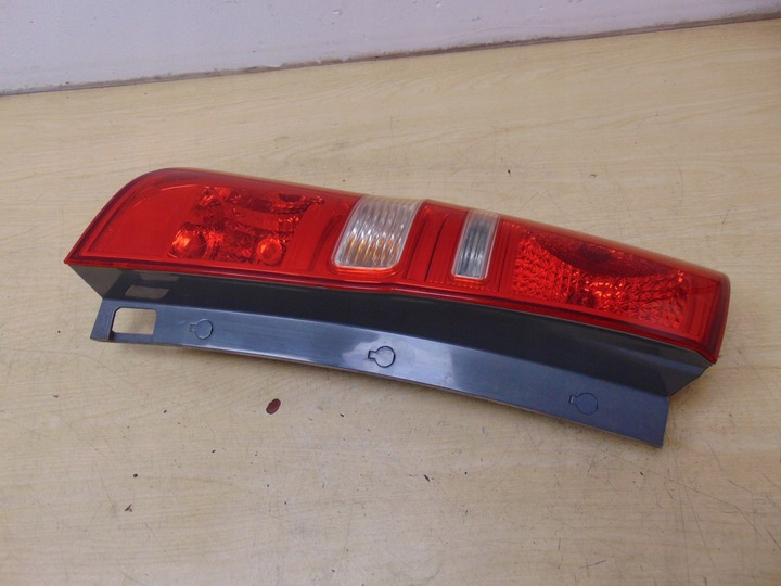 фото №6, Лампа левая зад hyundai h1 ii 2007- европа