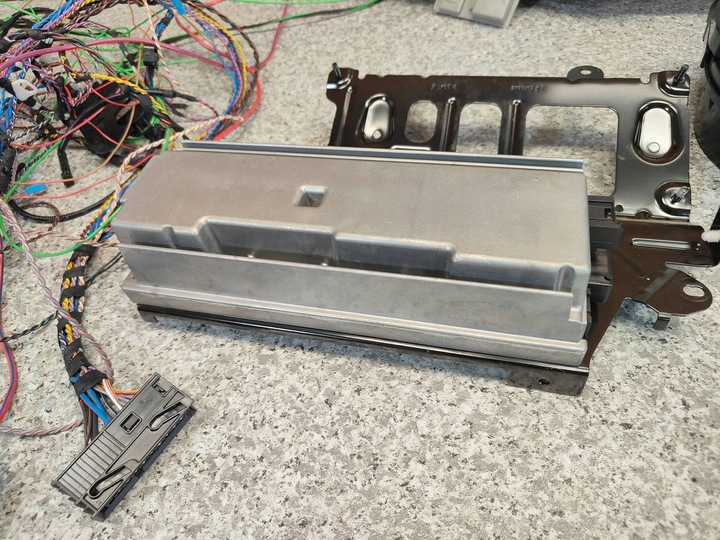 фото №5, Bmw x3 f25 озвучення динаміки top hifi harman кардон 9317119 + джгут