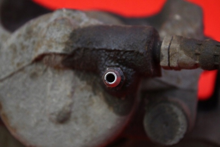 фото №6, Супорт гальмівний праві перед ford galaxy mk2 2 ii mk3 3 iii 2.0 tdci 140 km