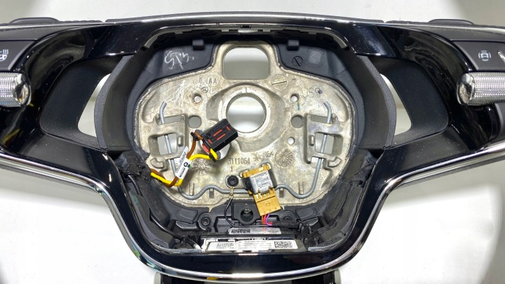 фото №8, Руль skoda octavia vrs 5e3959542g красная