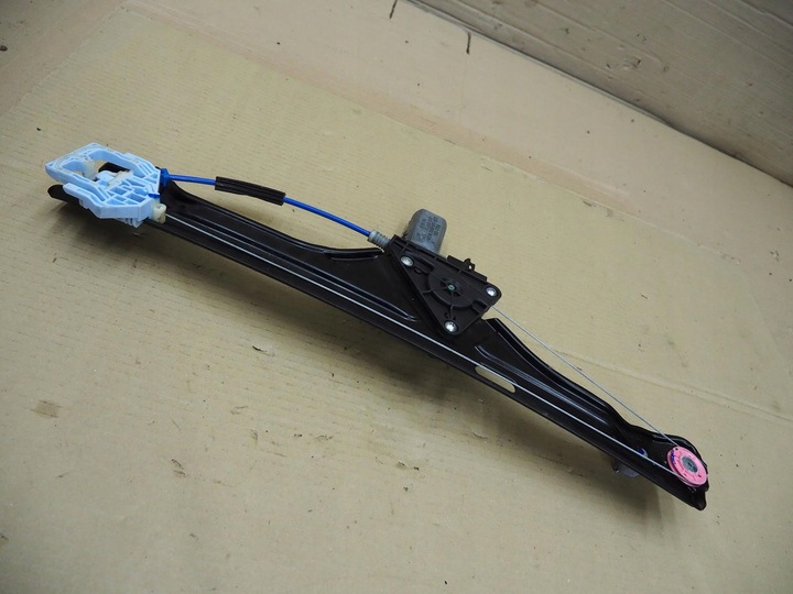 фото №16, Bmw 2 f46 подъемник механизм стёкла правые перед