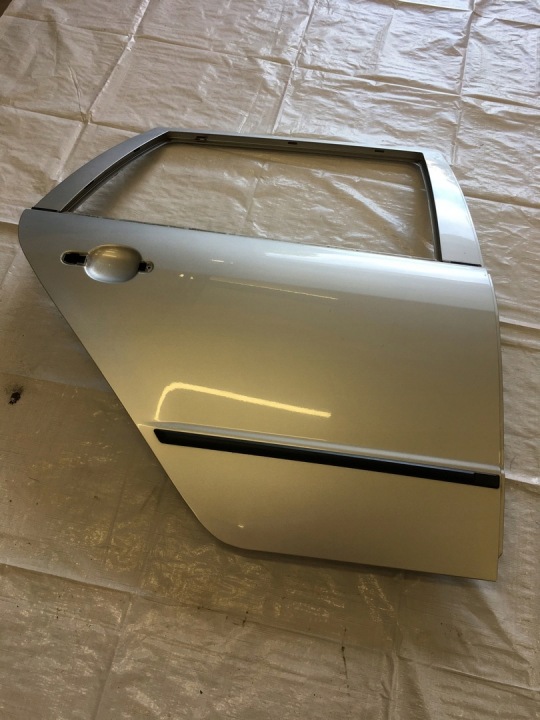 фото №12, Дверь правая зад задние skoda fabia 1998-2008 цвет 9102 combi