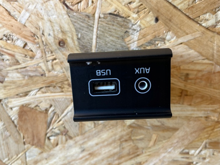 фото №1, 8 kia stinger гніздо usb aux 96120-j5000