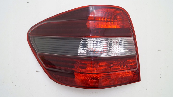 фото №1, Mercedes ml 164 amg 05-08 зад задняя левая лампа