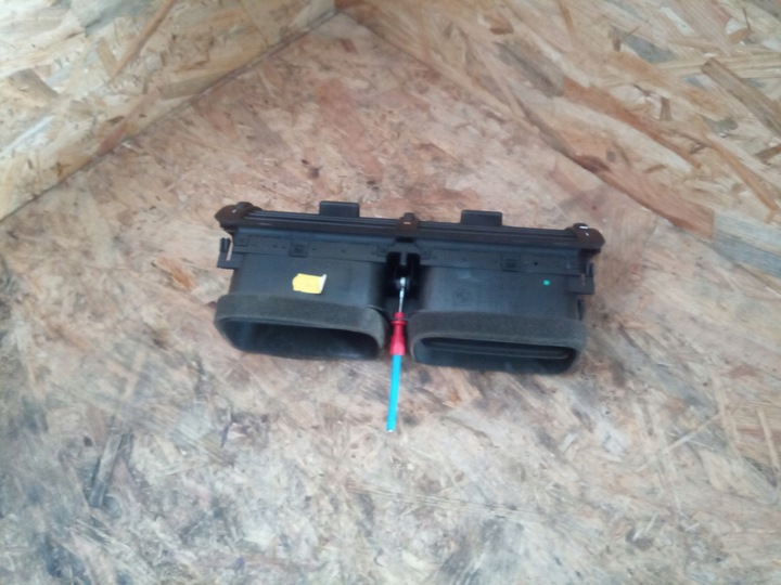 фото №5, Решётка воздуховод средняя чёрная bmw e36 сцепление