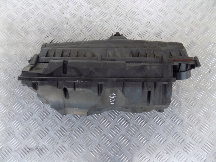 фото №1, Peugeot оригинальный номер v7609546-80 корпус фильтра воздуха