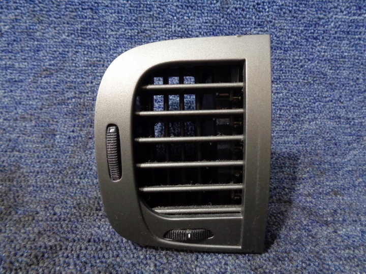 фото №1, Решётка воздуховод lancia ypsilon 3d 2003-2011r. левая средство