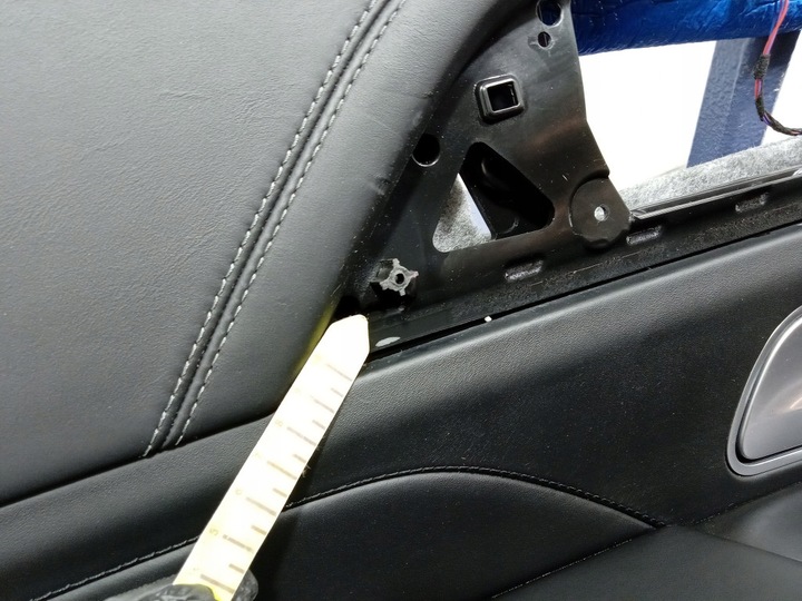 фото №5, Mercedes gle w167 обивка дверь зад левая боковина a1677373700