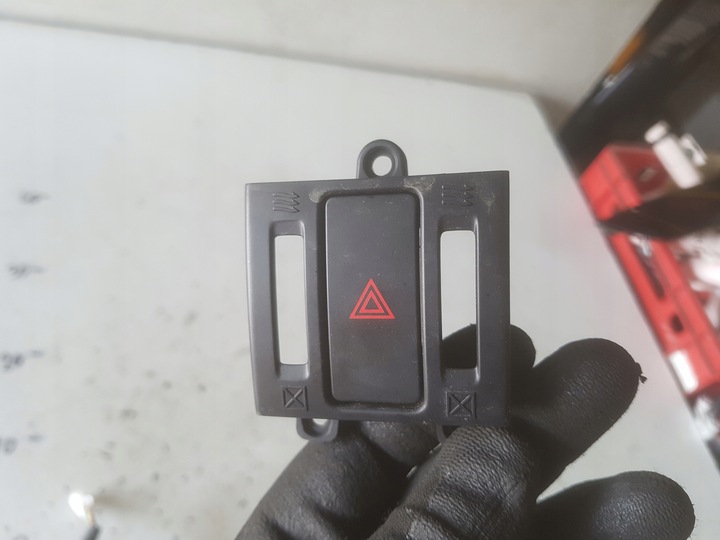 фото №1, Mazda cx-5 i 12-17r выключатель света аварийных