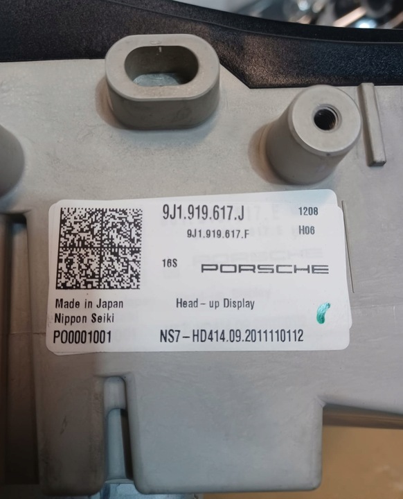 фото №8, Head up porsche taycan 9j1