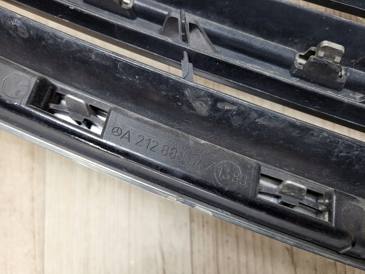 фото №9, Mercedes e-klasa w212 рестайлінг решітка радіатора решітка двигуна хром a21288014