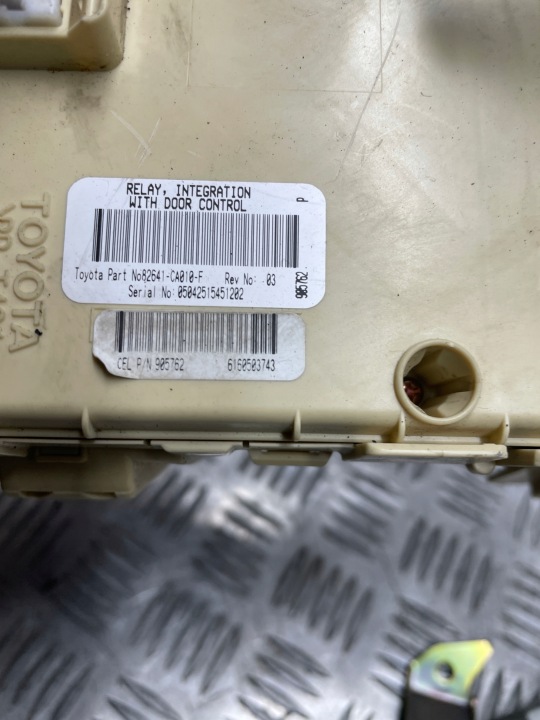 фото №6, Комплект стартовый иммобилайзер 09661-05771 автомат toyota avensis t25 2,4 vvti