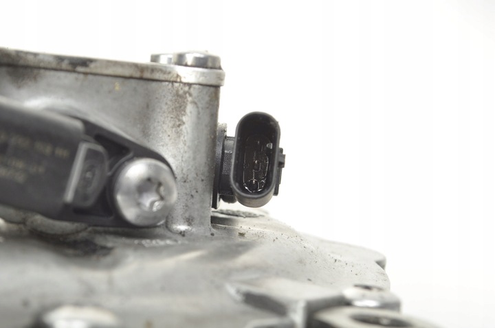 фото №9, Volvo v60 2.4 d6 плагин гибрид генератор 36050604 31473906 30659150