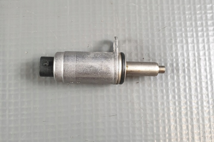 фото №1, Клапан впускний колеса шківний audi a4 8w2, b9 06e103697l 2.0l бензин