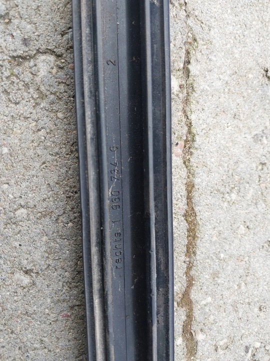 фото №12, Планка дверь правый зад правая заднее bmw e36 sedan 19607340 1960734