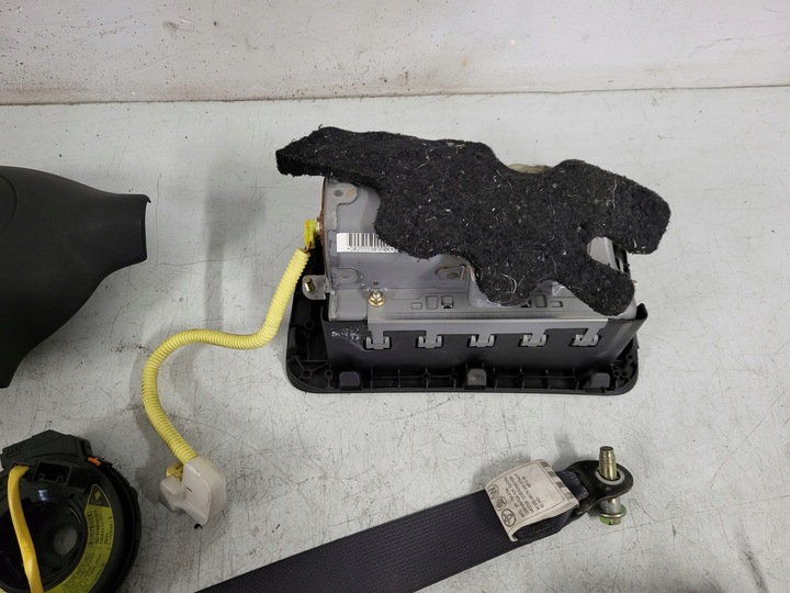 фото №6, Toyota yaris i 04r рестайлінг подушка air bag ремені