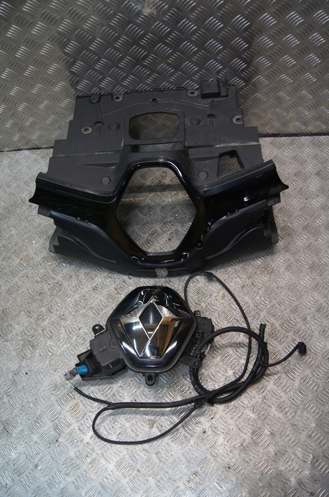 фото №1, Renault zoe i решітка емблема знак кришка